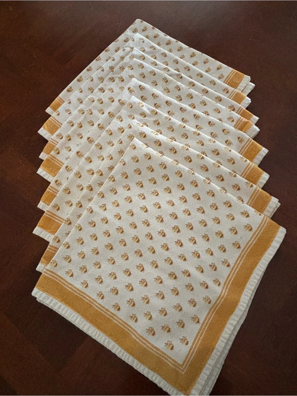 Williams Sonoma Set of Napkins (8) “Jardan”